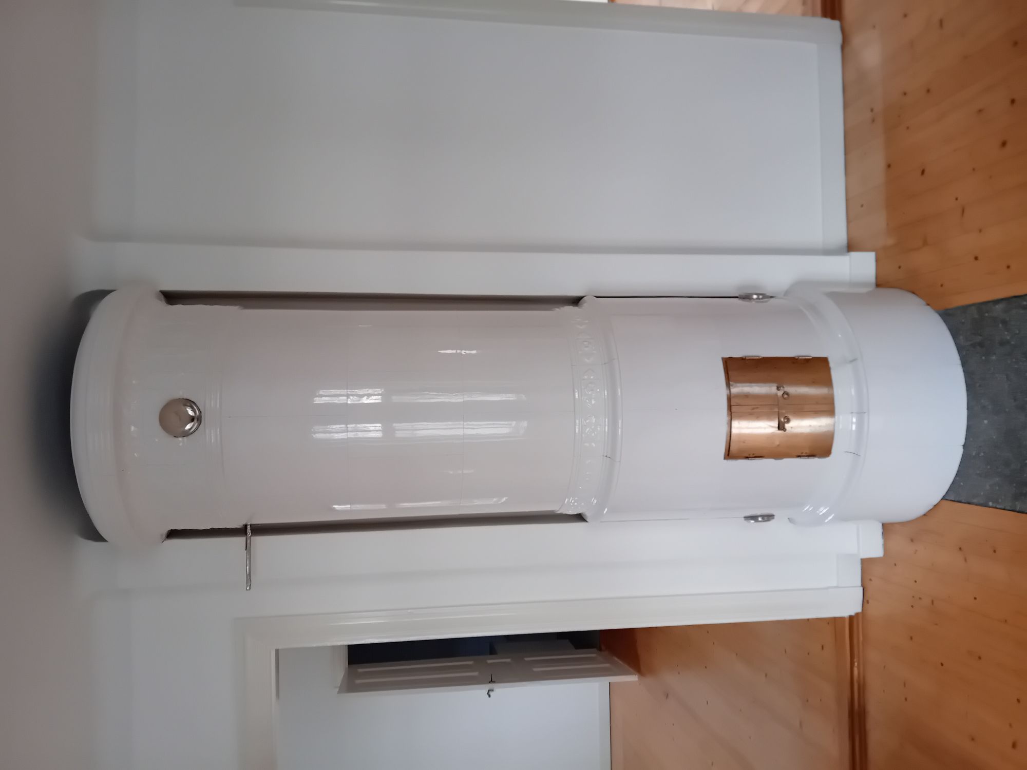 Klassisk kakelugn renoverad av Benny Johanssons Mureri